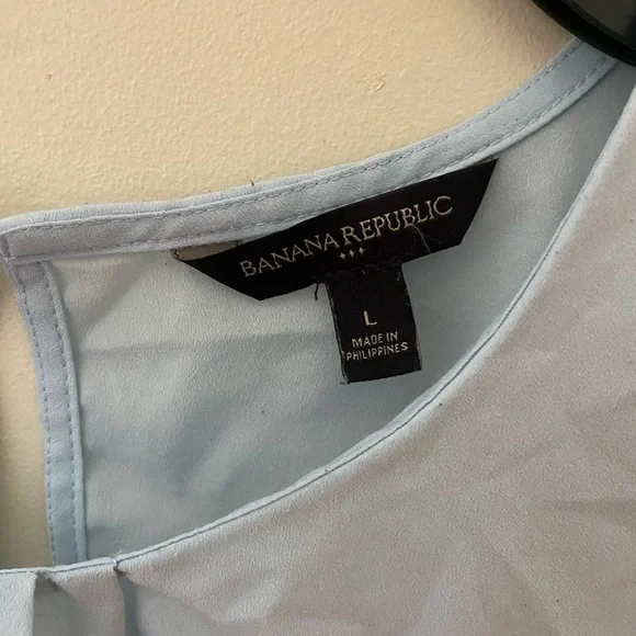 Banana Republic light blue Sleeveless Tank Top with Pleat Detail - Picture 2 of 4